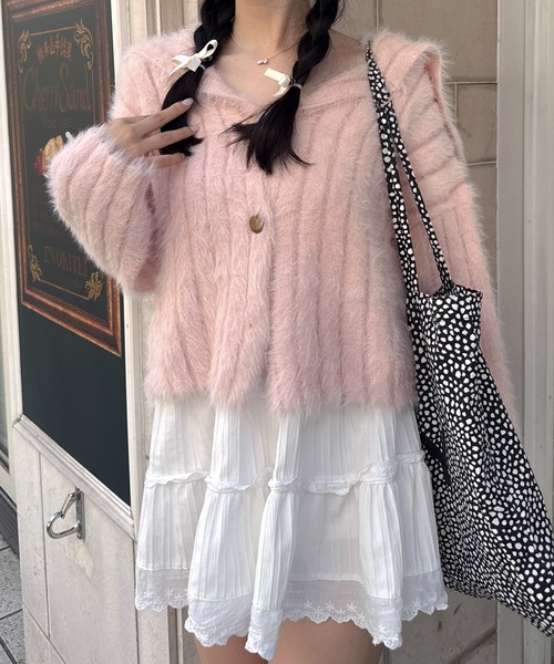 Mejoul(メジュール)の「ビッグカラーシャギーフェイクファー ニットカーディガン(カーディガン/ボレロ・レディース・アイボリー/ベージュ/ピンク/ブラウン/ホワイト・F)」の10枚目の写真