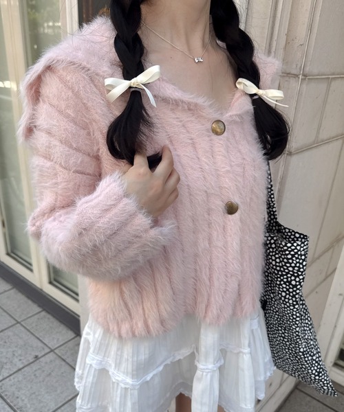 Mejoul(メジュール)の「ビッグカラーシャギーフェイクファー ニットカーディガン(カーディガン/ボレロ・レディース・アイボリー/ベージュ/ピンク/ブラウン/ホワイト・F)」の11枚目の写真