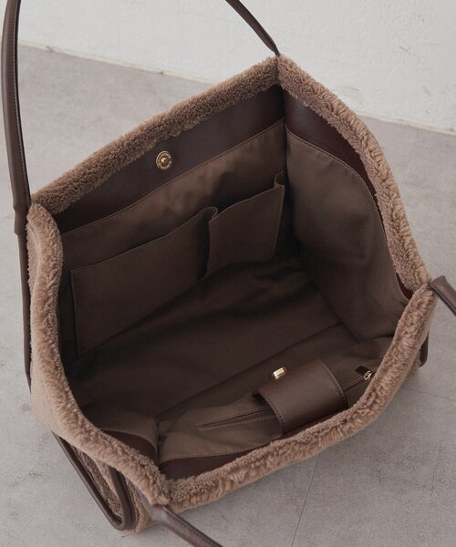 LOUNGEDRESS（ラウンジドレス）の「【GALENA/ガレナ】フェイクボアBIGトート（トートバッグ・レディース・ブラウン・FREE）」の5枚目の写真