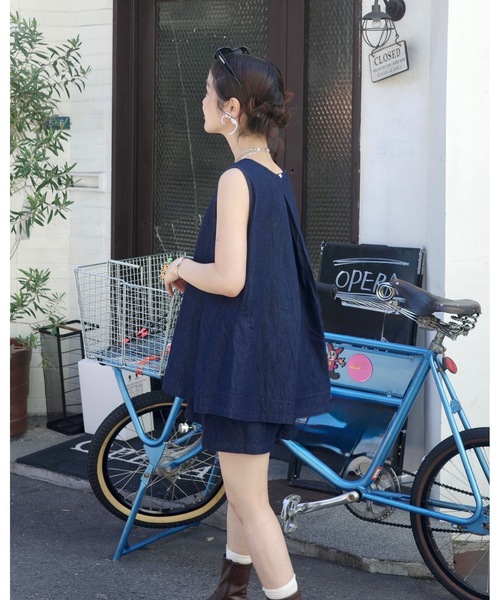 JUMELLE(ジュメロ)の「ライトデニムセットアップ(つなぎ/オールインワン・レディース・ネイビー・FREE)」の2枚目の写真