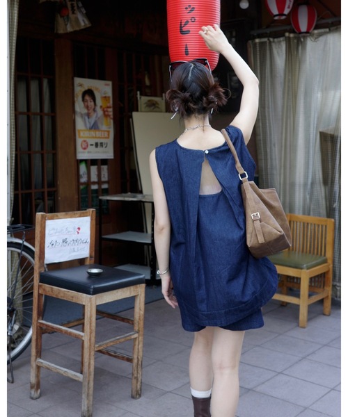 JUMELLE(ジュメロ)の「ライトデニムセットアップ(つなぎ/オールインワン・レディース・ネイビー・FREE)」の4枚目の写真
