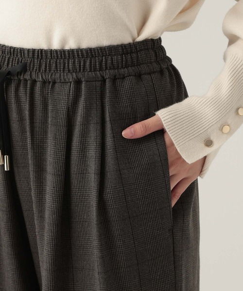 Elura（エルーラ）の「スリムウォームチェックワイドパンツ＜低身長サイズあり＞/591848（その他パンツ・レディース・チャコールグレー/ブラック×ホワイト・FREE(S)/LARGE/MEDIUM）」の16枚目の写真