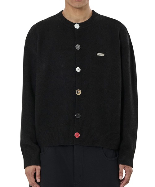 OY（オーワイ）の「『OY/オーワイ』BIG BUTTON KNIT CARDIGAN/ビッグボタン ニットカーディガン（カーディガン/ボレロ・レディース・アイボリー/ブラック・M/L）」の3枚目の写真