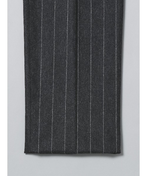 SUIT SQUARE（スーツスクエア）の「GOOVI ツータックストレートパンツ ウール（スラックス・メンズ・グレー系・1/2/3）」の7枚目の写真