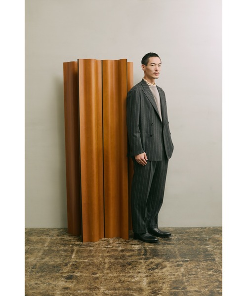 SUIT SQUARE（スーツスクエア）の「GOOVI ツータックストレートパンツ ウール（スラックス・メンズ・グレー系・1/2/3）」の10枚目の写真