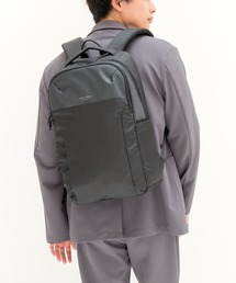 20L 大容量バックパック