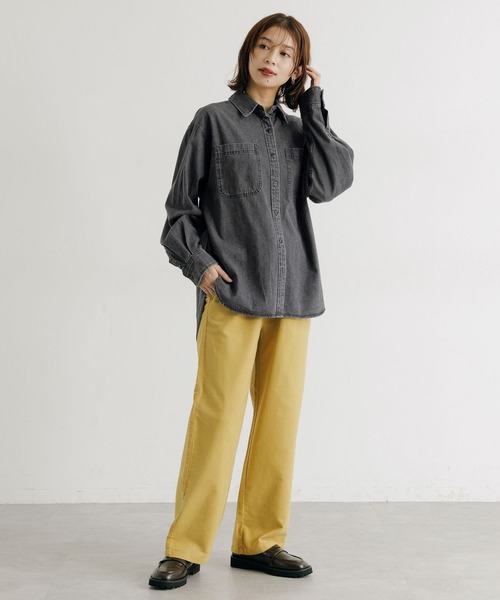 studio CLIP(スタディオクリップ)の「【選べる着丈】デニムシャツ《CLIP denim》(シャツ/ブラウス・レディース・オフホワイト/ブラック/インディゴブルー/ブルー・BIG(L)/REGULAR)」の15枚目の写真