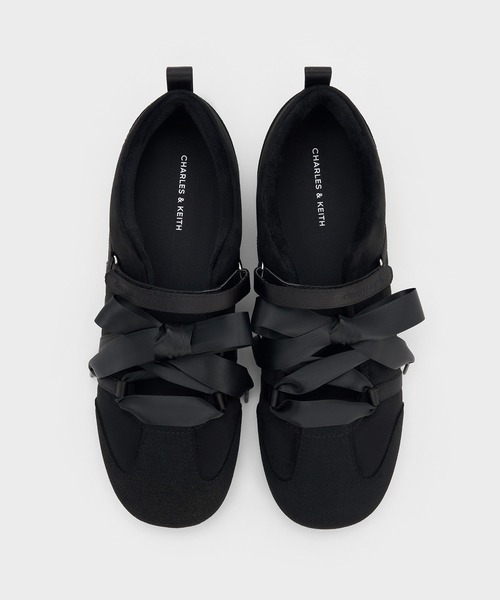 CHARLES & KEITH（チャールズ & キース）の「Silko シルコウ サテンレースバレエスニーカー（スニーカー・レディース・オフホワイト/ブラウン系その他7/ブラック系その他2・23cm/25.5cm/22.5cm/25cm/24.5cm/23.5cm）」の10枚目の写真