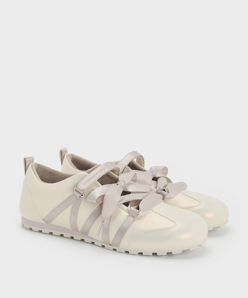 CHARLES & KEITH（チャールズ & キース）の「Silko シルコウ サテンレースバレエスニーカー（スニーカー・レディース・オフホワイト/ブラウン系その他7/ブラック系その他2・23cm/25.5cm/22.5cm/25cm/24.5cm/23.5cm）」の21枚目の写真