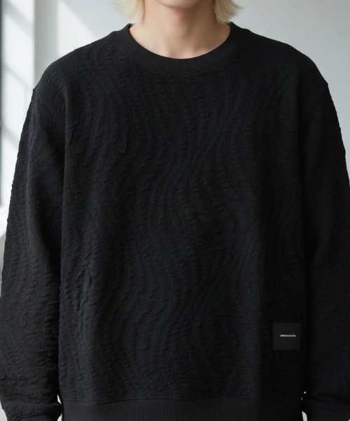 BENUSTA(ベヌスタ)の「A'GEM/9 × .kom 『BENUSTA /ベヌスタ』WAVE JACQUARD CREWNECK SWEAT/ウェーブジャカード クルーネックスウェット(ニット/セーター・メンズ・アイボリー/ブラック・L/XL)」の6枚目の写真