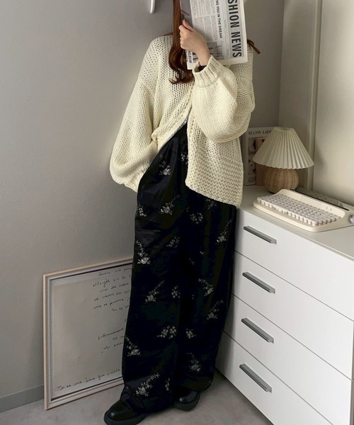 merrylatte（メリーラテ）の「フラワー刺繍ベロアワイドパンツ【NOUA】（その他パンツ・レディース・ブラック・FREE）」の12枚目の写真