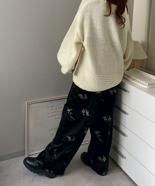 merrylatte（メリーラテ）の「フラワー刺繍ベロアワイドパンツ【NOUA】（その他パンツ・レディース・ブラック・FREE）」の16枚目の写真