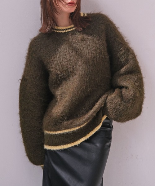 AKTE(アクテ)の「オーバードルマンニットプルオーバー(ニット/セーター・レディース・カーキ系/レオパード・FREE)」の6枚目の写真