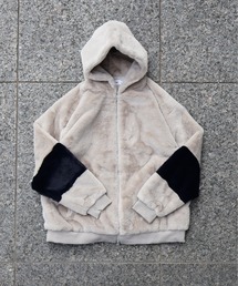 ATELANE（アテレーン）の「ATELANE / フェイクファー袖切替ZIPパーカー（ブルゾン）」