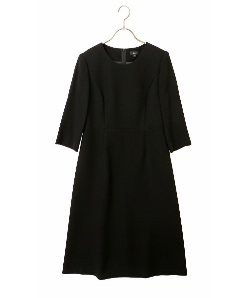 AOYAMA（アオヤマ）の「正統派のブラックフォーマル！襟付きボレロアンサンブル＜喪服・礼服＞（スーツセット・レディース・ブラック・15号/13号/11号/9号/7号/5号）」の3枚目の写真