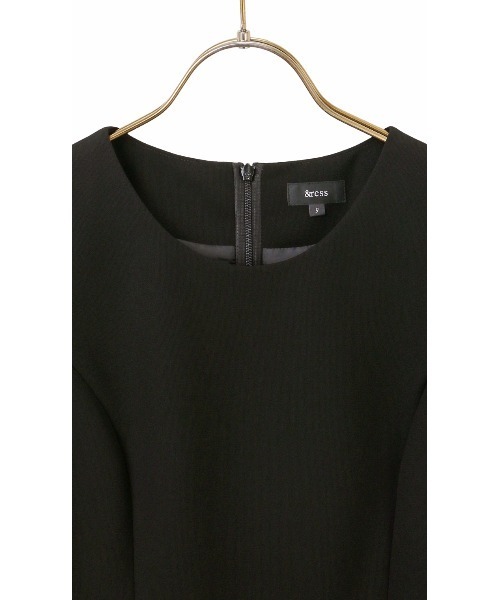 AOYAMA（アオヤマ）の「正統派のブラックフォーマル！襟付きボレロアンサンブル＜喪服・礼服＞（スーツセット・レディース・ブラック・15号/13号/11号/9号/7号/5号）」の5枚目の写真