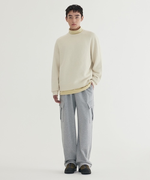 COVERNAT（カバーナット）の「HAIRY RAGLAN KNIT（ニット/セーター・メンズ・アイボリー/グリーン/ライトグレー・X-LARGE/LARGE/MEDIUM/SMALL/X-SMALL/XX-LARGE）」の12枚目の写真