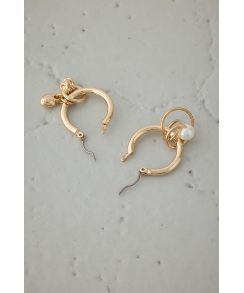 AZUL by moussy(アズールバイマウジー)の「マルチモチーフミニフープピアス(ピアス(両耳用)・レディース・シルバー/ゴールド系その他・FREE)」の14枚目の写真