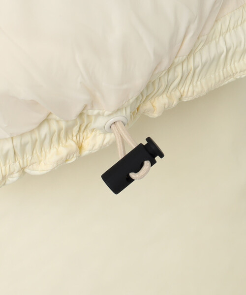 GYMPHLEX(ジムフレックス)の「Gymphlex | ナイロン ダウンショートジャケット WOMEN(ダウンジャケット/コート・レディース・アイボリー/チャコール・14)」の10枚目の写真