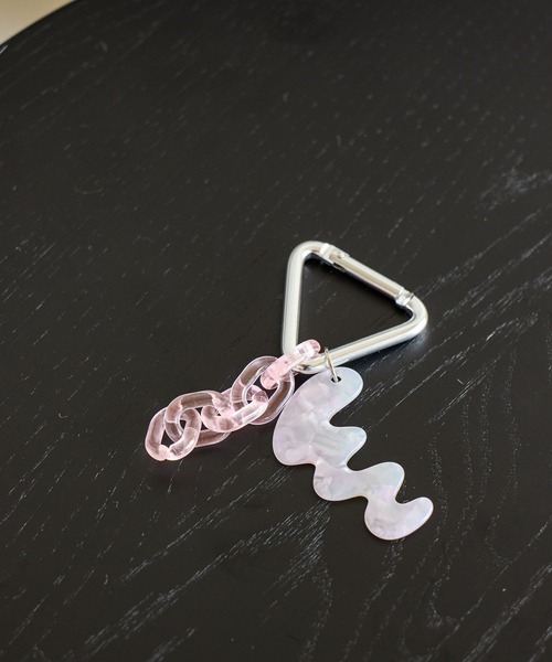 studio CLIP（スタディオクリップ）の「アセチニュアンスカラビナ（チャーム・レディース・ピンク/イエロー/ライトブルー・FREE）」の3枚目の写真