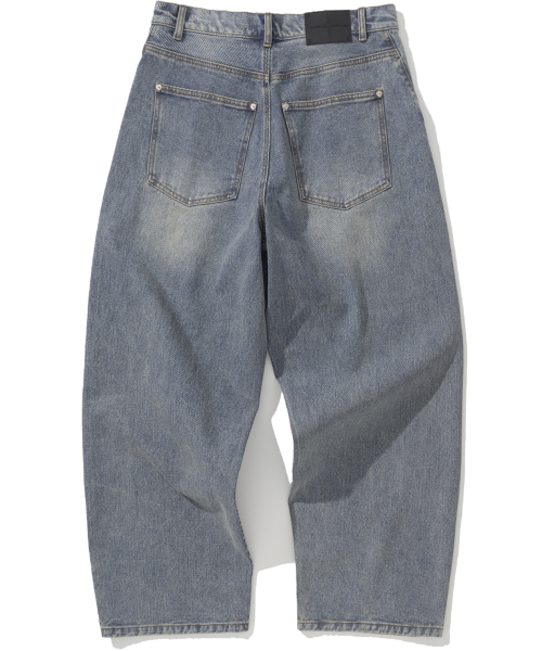 NOT4NERD(ノットフォーナード)の「Curved Semi Wide Denim Pants - Deep Blue(デニムパンツ・レディース・その他・MEDIUM/LARGE/X-LARGE)」の2枚目の写真