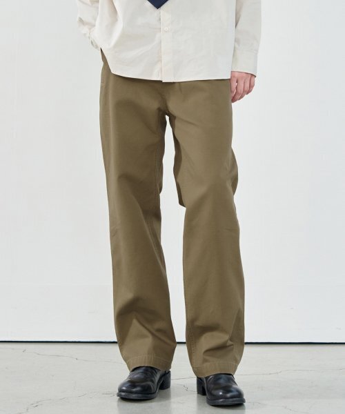DRAW FIT（ドローフィット）の「ウォッシュドオフィサーチノパンツ [D.BEIGE]（その他パンツ・メンズ・その他・LARGE/MEDIUM/X-LARGE）」の2枚目の写真