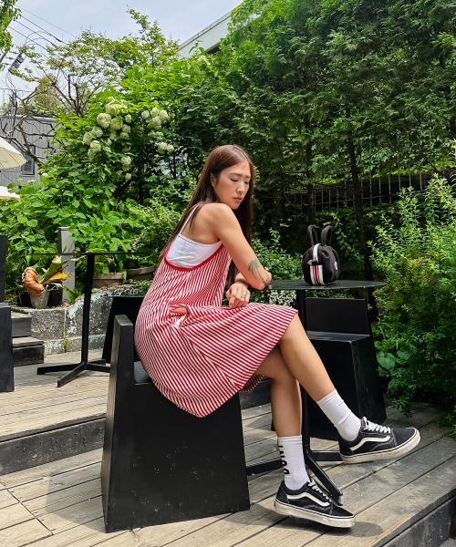 MENASOO(ミナス)の「MENASOO SUMMER STRIPE TERRY STRAP ONEPIECE_RED(ワンピース・レディース・レッド・F)」の4枚目の写真