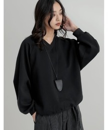 裏起毛Vネックプルオーバー