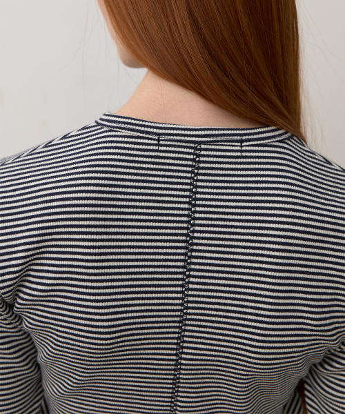 320SHOWROOM（320ショールーム）の「Noah Stitch Stripe Tee Navy（Tシャツ/カットソー・レディース・ネイビー・FREE）」の2枚目の写真