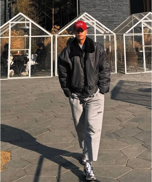 BATIP(バティップ)の「クラシックロゴワイドジョガーパンツグレー(スウェットパンツ・メンズ・その他・MEDIUM/LARGE/X-LARGE)」の4枚目の写真