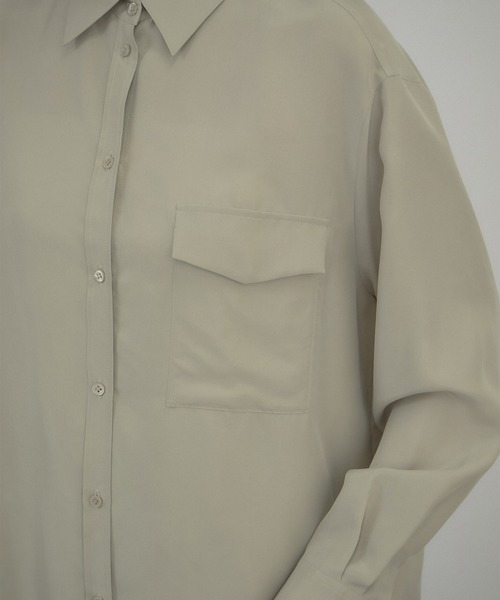 SALON adam et rope'（サロン アダム エ ロペ）の「[26SS]GENTLE SILK シャツ / セットアップ対応・洗える（シャツ/ブラウス・レディース・ベージュ系その他/ブラック・FREE）」の21枚目の写真