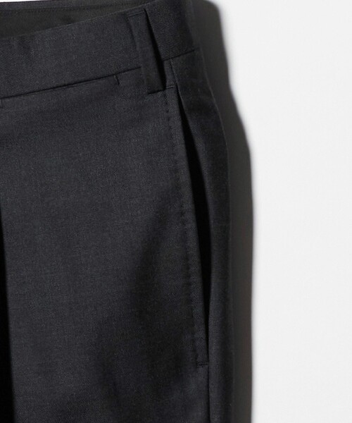 UNITED ARROWS（ユナイテッドアローズ）の「サージ クリース テーパード １プリーツ スラックス（スラックス・メンズ・ダークグレー/グレー系・50/48/46/44/52）」の5枚目の写真