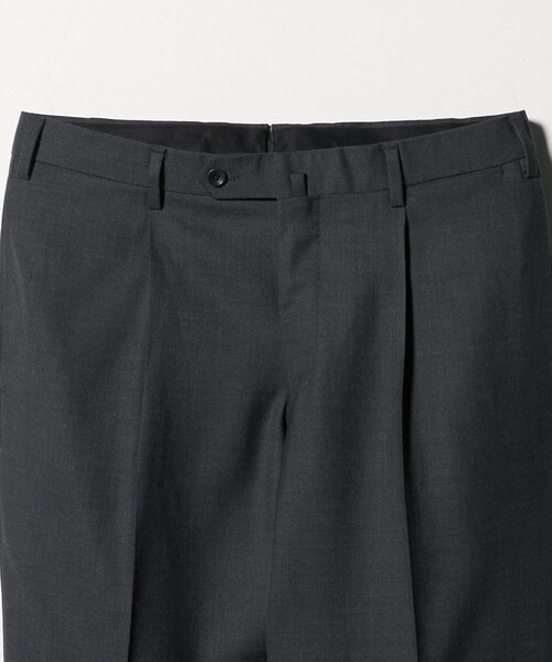 UNITED ARROWS（ユナイテッドアローズ）の「サージ クリース テーパード １プリーツ スラックス（スラックス・メンズ・ダークグレー/グレー系・50/48/46/44/52）」の11枚目の写真