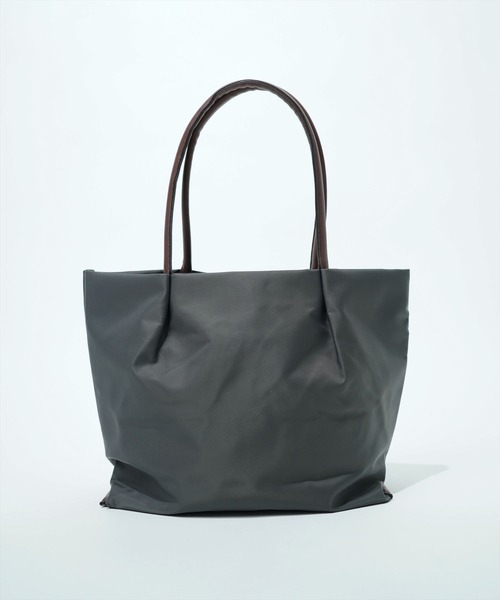 Legato Largo(レガートラルゴ)の「"02"≪Legato Largo≫肩楽 5ポケット/11L ナイロン トートバッグ(トートバッグ・レディース・ブラック/グレー/ライトブラウン/ネイビー/ベージュ・ONE SIZE)」の14枚目の写真