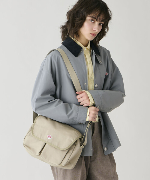 DANTON（ダントン）の「DANTON | キャンバスショルダーバッグ OBERKAMPF UNISEX（ショルダーバッグ・レディース・ブラック/グレー/ベージュ/イエロー・-）」の10枚目の写真