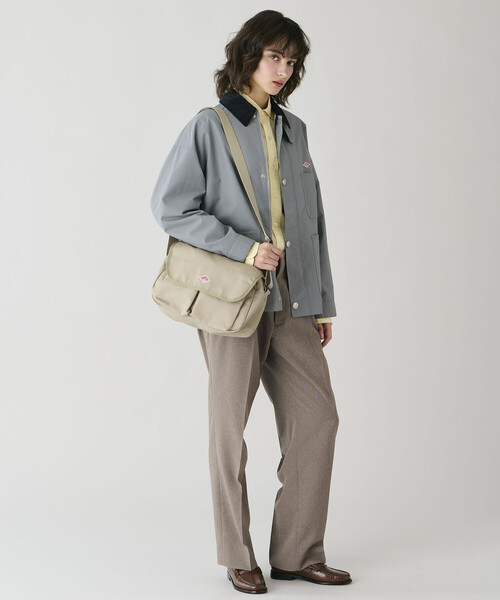 DANTON(ダントン)の「DANTON | キャンバスショルダーバッグ OBERKAMPF UNISEX(ショルダーバッグ・レディース・イエロー/ベージュ/ブラック/グレー・-)」の7枚目の写真