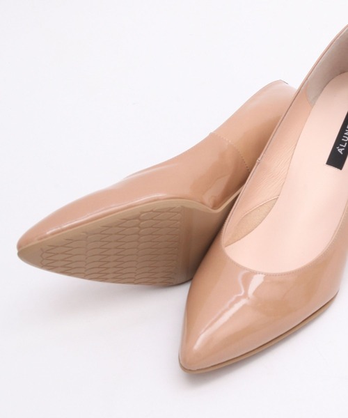 ALUNE（アルネ）の「【レイン対応】アーチクッション入りポインテッドパンプス（パンプス・レディース・ブラック系その他/ブラウン系その他/ブラック/ピンクベージュ・22.5cm/24.5cm/24cm/23.5cm/23cm）」の21枚目の写真