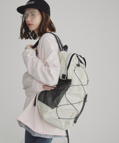 Auntie Rosa Holiday（アンティローザホリデー）の「リップストップバックパック（バックパック/リュック・レディース・ブラック/アイボリー/パープル・FREE）」の2枚目の写真