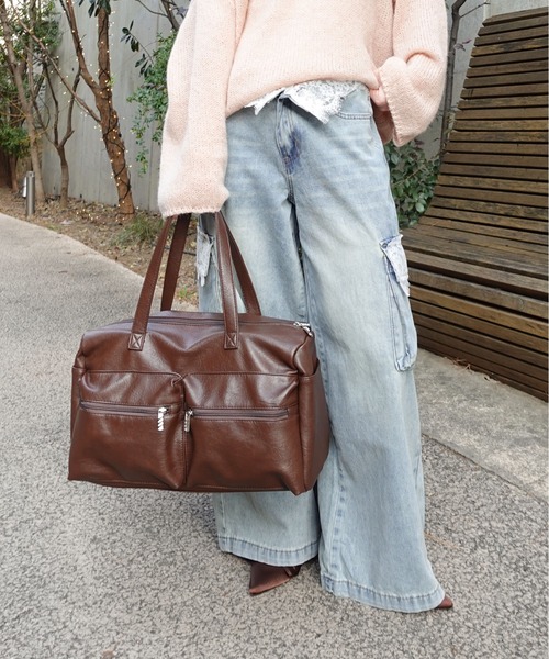 unnu（ユヌ）の「フロントポケット ボストントート（ボストンバッグ・レディース・ダークブラウン/ブラック・F）」の10枚目の写真