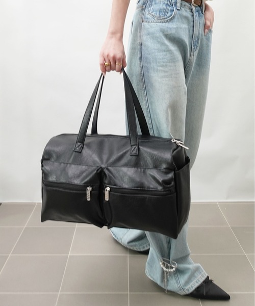 unnu（ユヌ）の「フロントポケット ボストントート（ボストンバッグ・レディース・ダークブラウン/ブラック・F）」の4枚目の写真