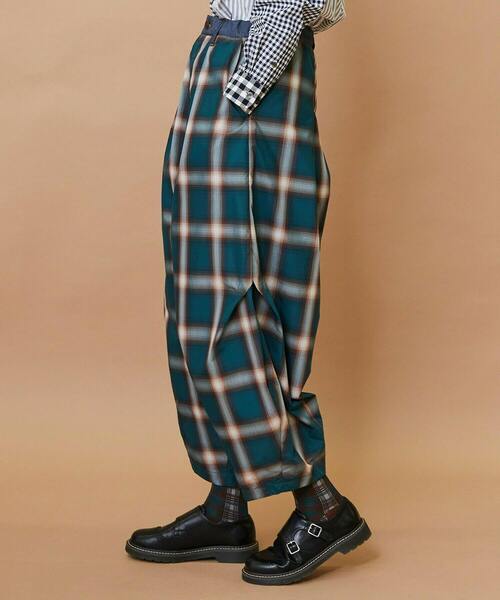 FRAPBOIS（フラボア）の「オンブレー パンツ（その他パンツ・レディース・グリーン/ベージュ・1/2）」の15枚目の写真