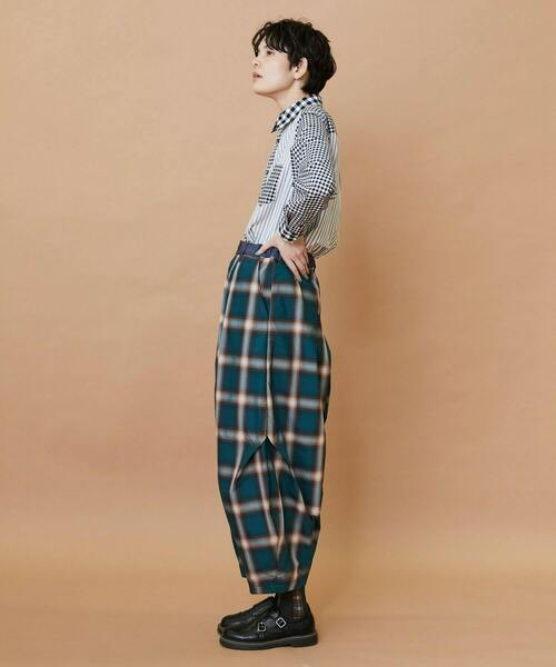 FRAPBOIS（フラボア）の「オンブレー パンツ（その他パンツ・レディース・グリーン/ベージュ・1/2）」の20枚目の写真