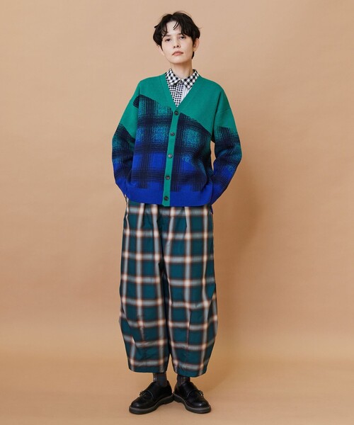 FRAPBOIS(フラボア)の「オンブレー パンツ(その他パンツ・レディース・グリーン/ベージュ・1/2)」の19枚目の写真