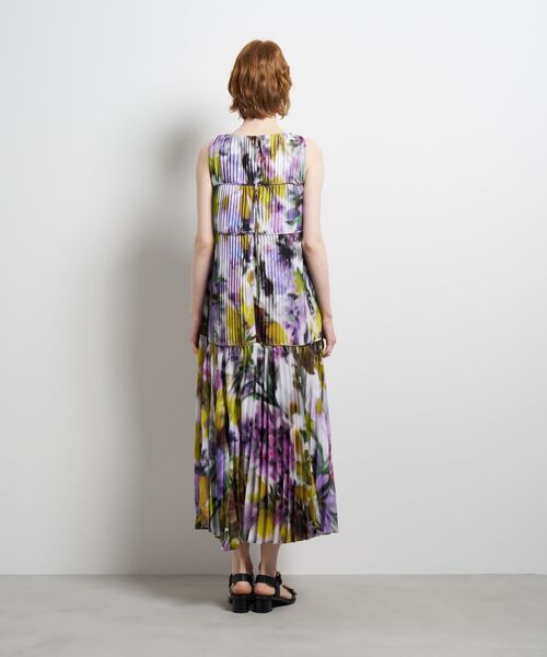 LANVIN en Bleu(ランバンオンブルー)の「Summer Paradiseワンピース(ワンピース・レディース・パープル系その他・38/36)」の3枚目の写真