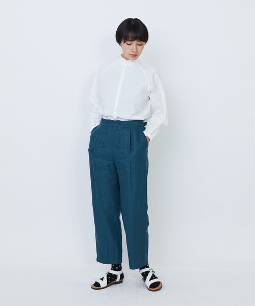 LOISIR(ロワズィール)の「リネンツイルアジャスター付きテーパードパンツ(その他パンツ・レディース・グリーン/ベージュ・36/38/40)」の13枚目の写真