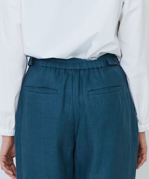 LOISIR(ロワズィール)の「リネンツイルアジャスター付きテーパードパンツ(その他パンツ・レディース・グリーン/ベージュ・36/38/40)」の20枚目の写真