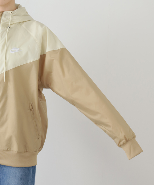 Deuxieme Classe（ドゥーズィエムクラス）の「【NIKE/ ナイキ】NSW HE WR ウーブン フーディ ジャケット（その他アウター・レディース・ベージュ・FREE）」の2枚目の写真