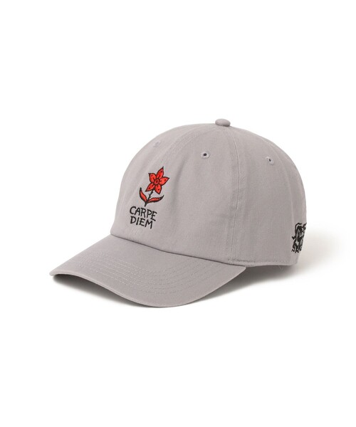 TOKYO CULTUART by BEAMS(トウキョウカルチャートバイビームス)の「GxBxT / ILLSYNAPSE Cap(キャップ・レディース・ネイビー/グレー・ONE SIZE)」の1枚目の写真