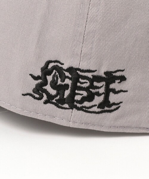 TOKYO CULTUART by BEAMS(トウキョウカルチャートバイビームス)の「GxBxT / ILLSYNAPSE Cap(キャップ・レディース・ネイビー/グレー・ONE SIZE)」の5枚目の写真