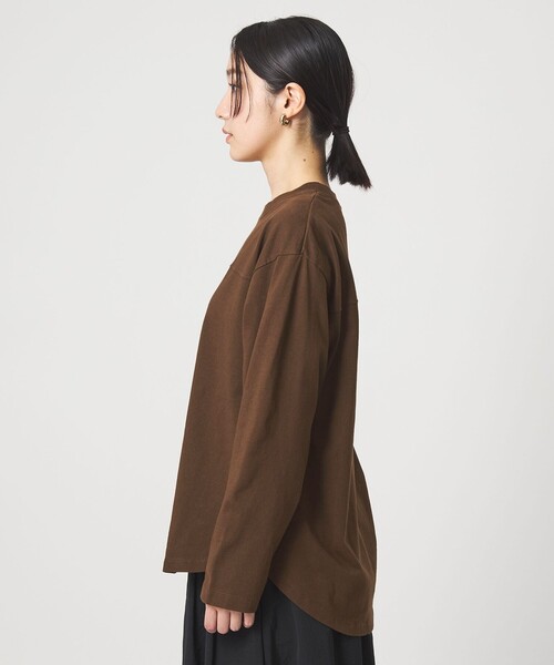 green label relaxing（グリーンレーベルリラクシング）の「【WEB限定】＜at ease＞ナンバー プリント TEE（Tシャツ/カットソー・レディース・ダークブラウン/ホワイト/ネイビー・FREE）」の17枚目の写真